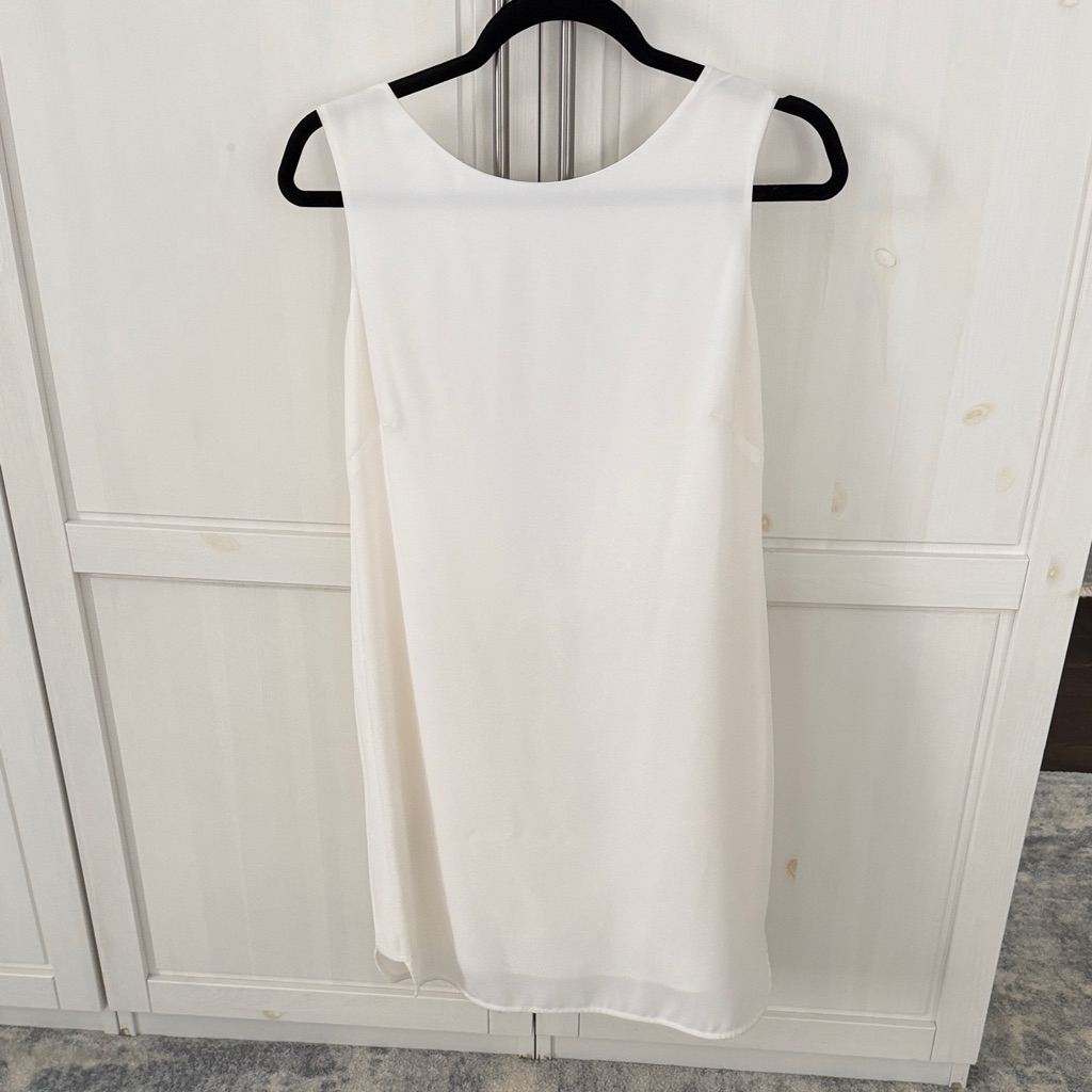 Nwt Bcbgmaxazria Lowback Mini Dress